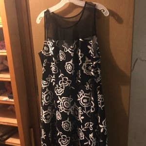 Mesh Top Sweetheart Cocktail Dress